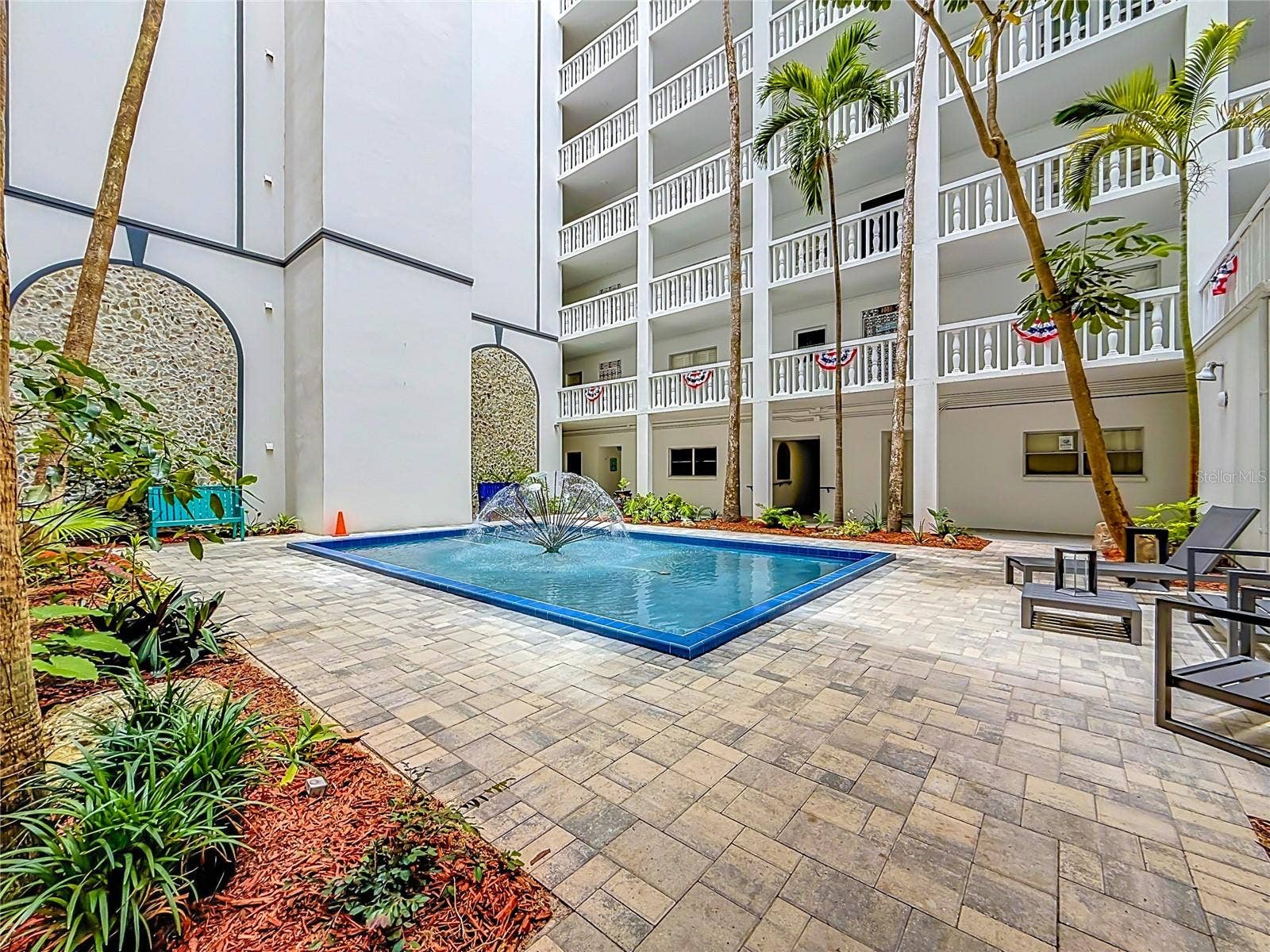 4950 GULF BOULEVARD, #903, St Pete Beach, FL 33706 4950 GULF BOULEVARD, #903, St Pete Beach, FL 33706