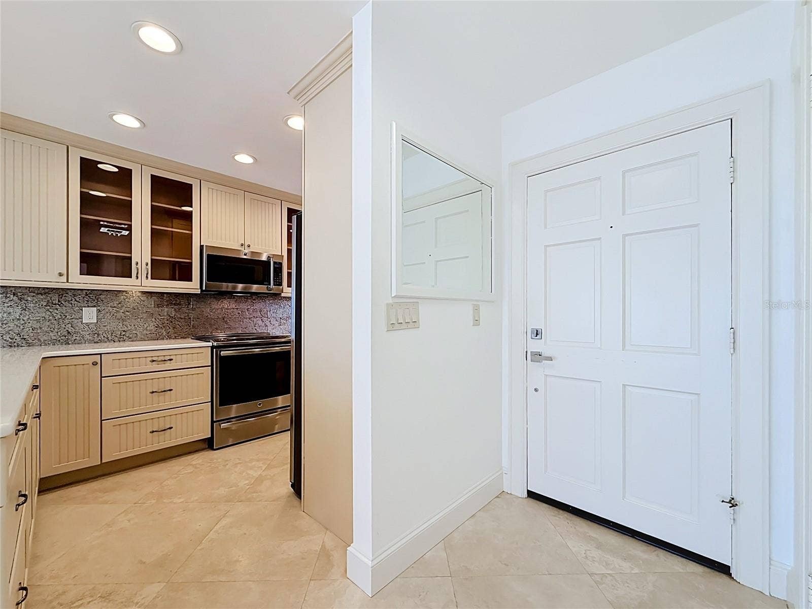 4950 GULF BOULEVARD, #903, St Pete Beach, FL 33706 4950 GULF BOULEVARD, #903, St Pete Beach, FL 33706