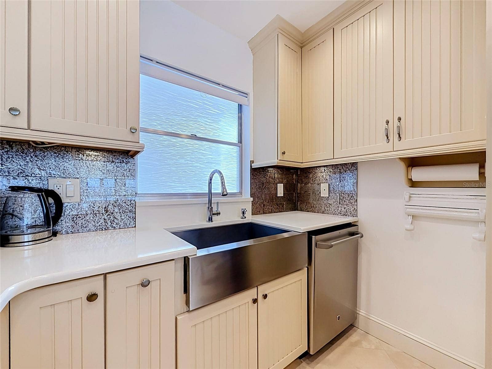 4950 GULF BOULEVARD, #903, St Pete Beach, FL 33706 4950 GULF BOULEVARD, #903, St Pete Beach, FL 33706