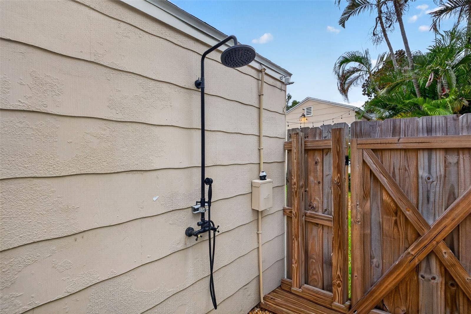 118 26TH AVENUE N, St Petersburg, FL 33704 118 26TH AVENUE N, St Petersburg, FL 33704