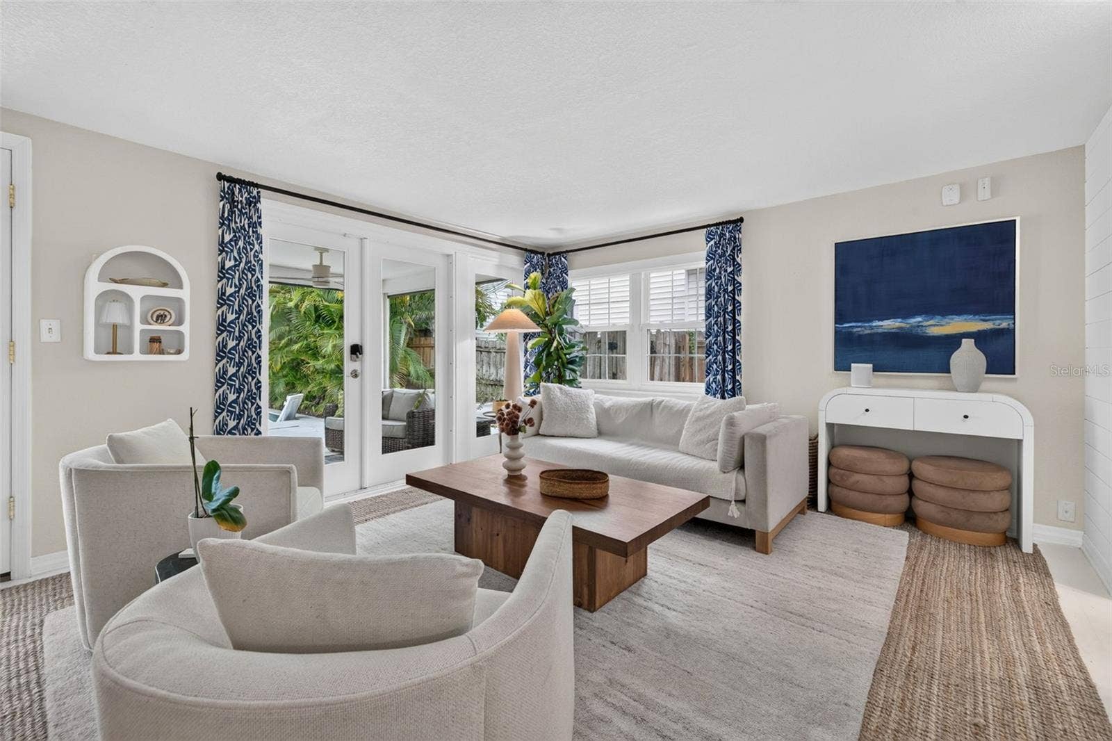 118 26TH AVENUE N, St Petersburg, FL 33704 118 26TH AVENUE N, St Petersburg, FL 33704