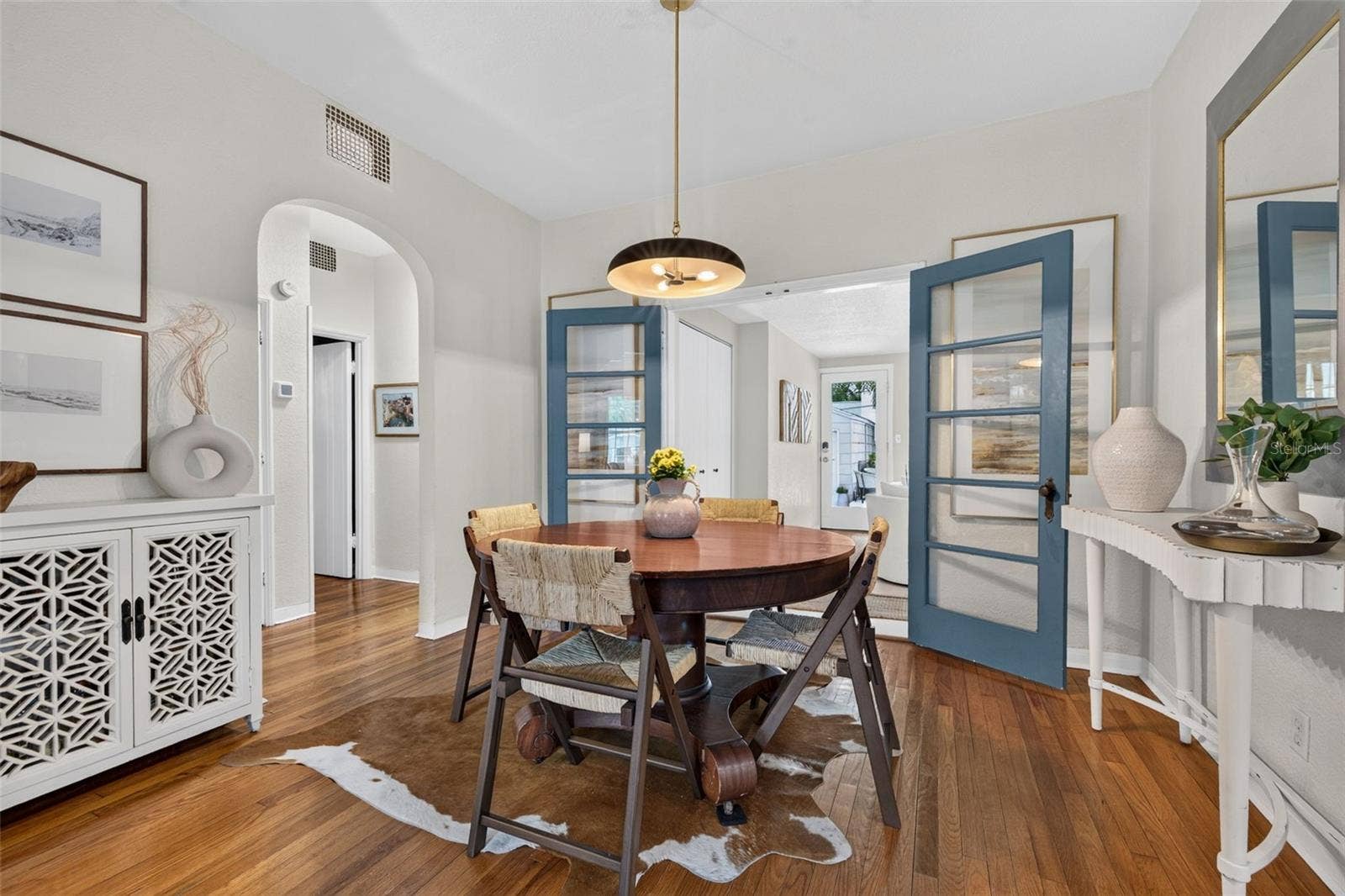 118 26TH AVENUE N, St Petersburg, FL 33704 118 26TH AVENUE N, St Petersburg, FL 33704