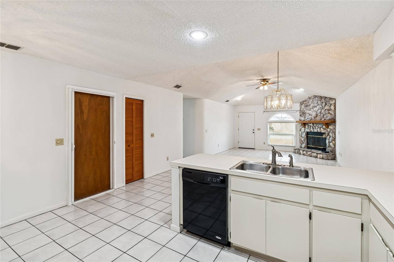 23227 CLUB VILLAS DRIVE, #38, Land O Lakes, FL 34639 23227 CLUB VILLAS DRIVE, #38, Land O Lakes, FL 34639