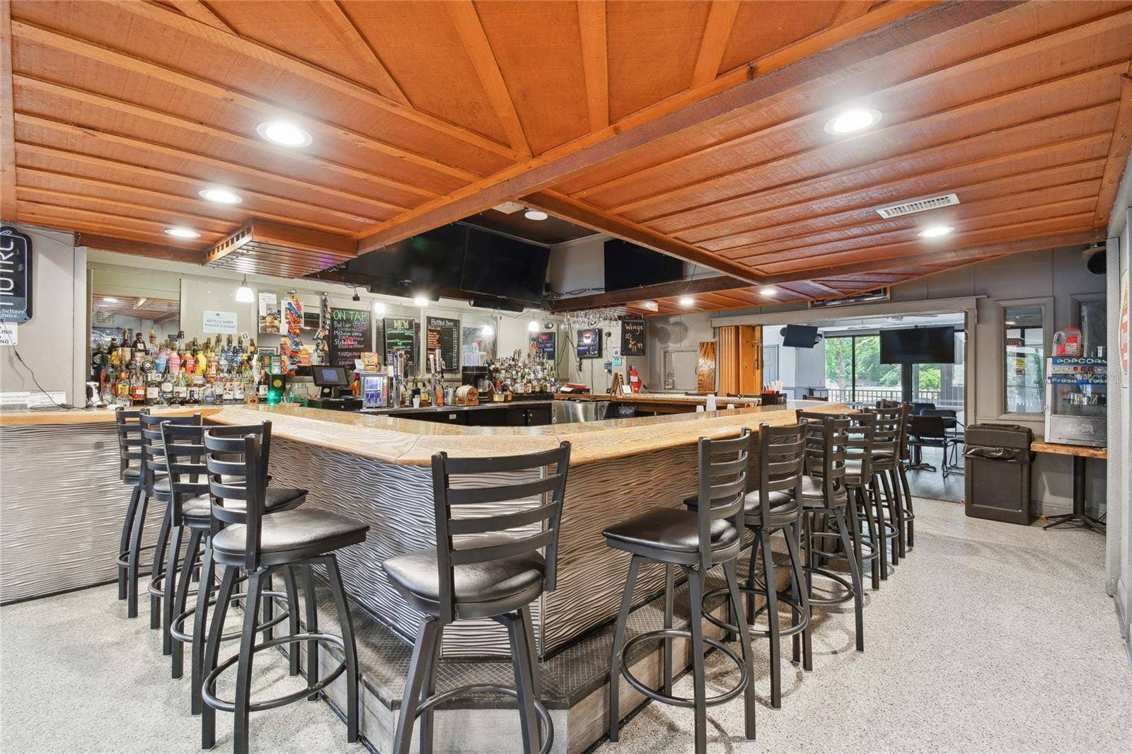 23227 CLUB VILLAS DRIVE, #38, Land O Lakes, FL 34639 Club House Bar