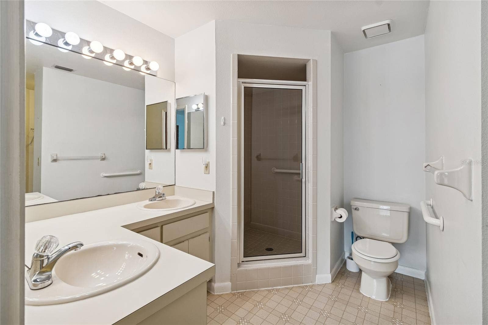 23227 CLUB VILLAS DRIVE, #38, Land O Lakes, FL 34639 23227 CLUB VILLAS DRIVE, #38, Land O Lakes, FL 34639