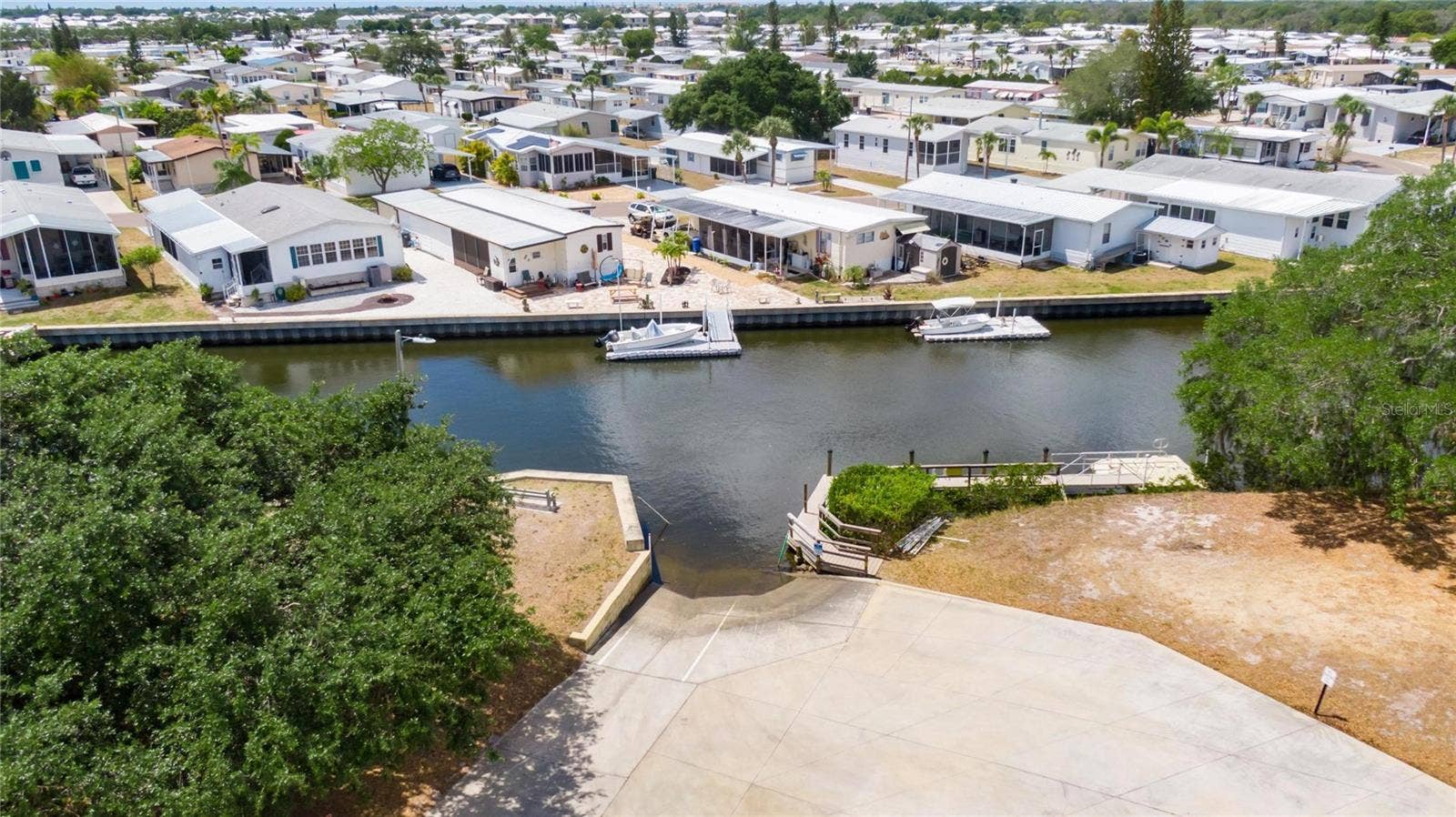 102 E SAINT LUCIA LOOP, Apollo Beach, FL 33572 102 E SAINT LUCIA LOOP, Apollo Beach, FL 33572