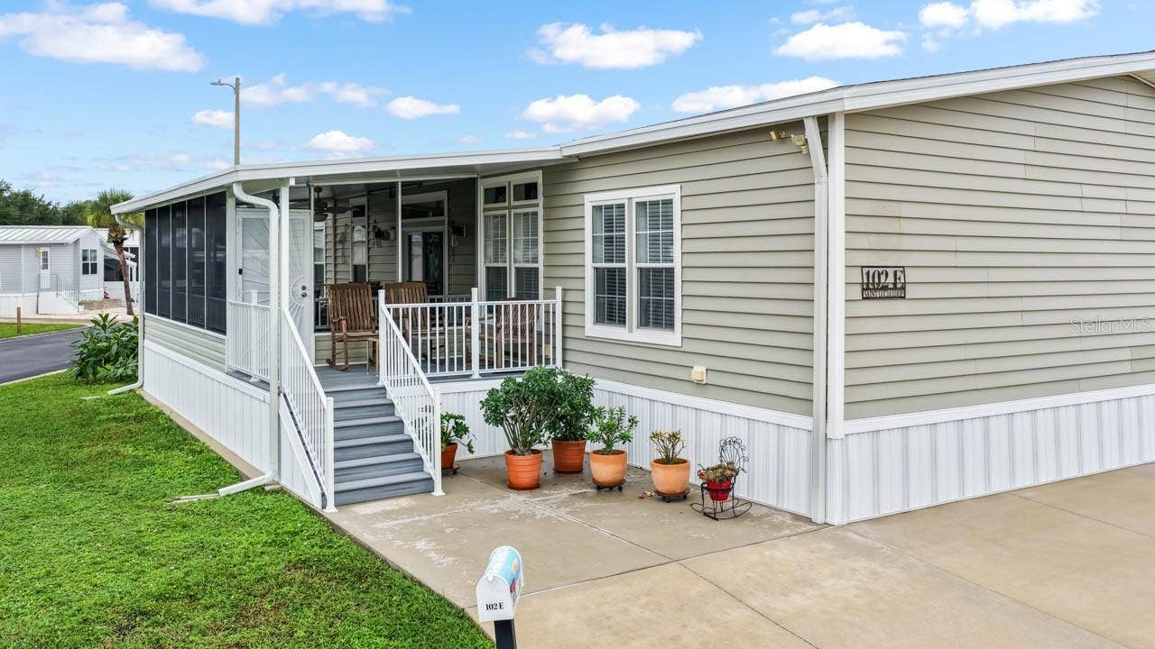 102 E SAINT LUCIA LOOP, Apollo Beach, FL 33572 102 E SAINT LUCIA LOOP, Apollo Beach, FL 33572