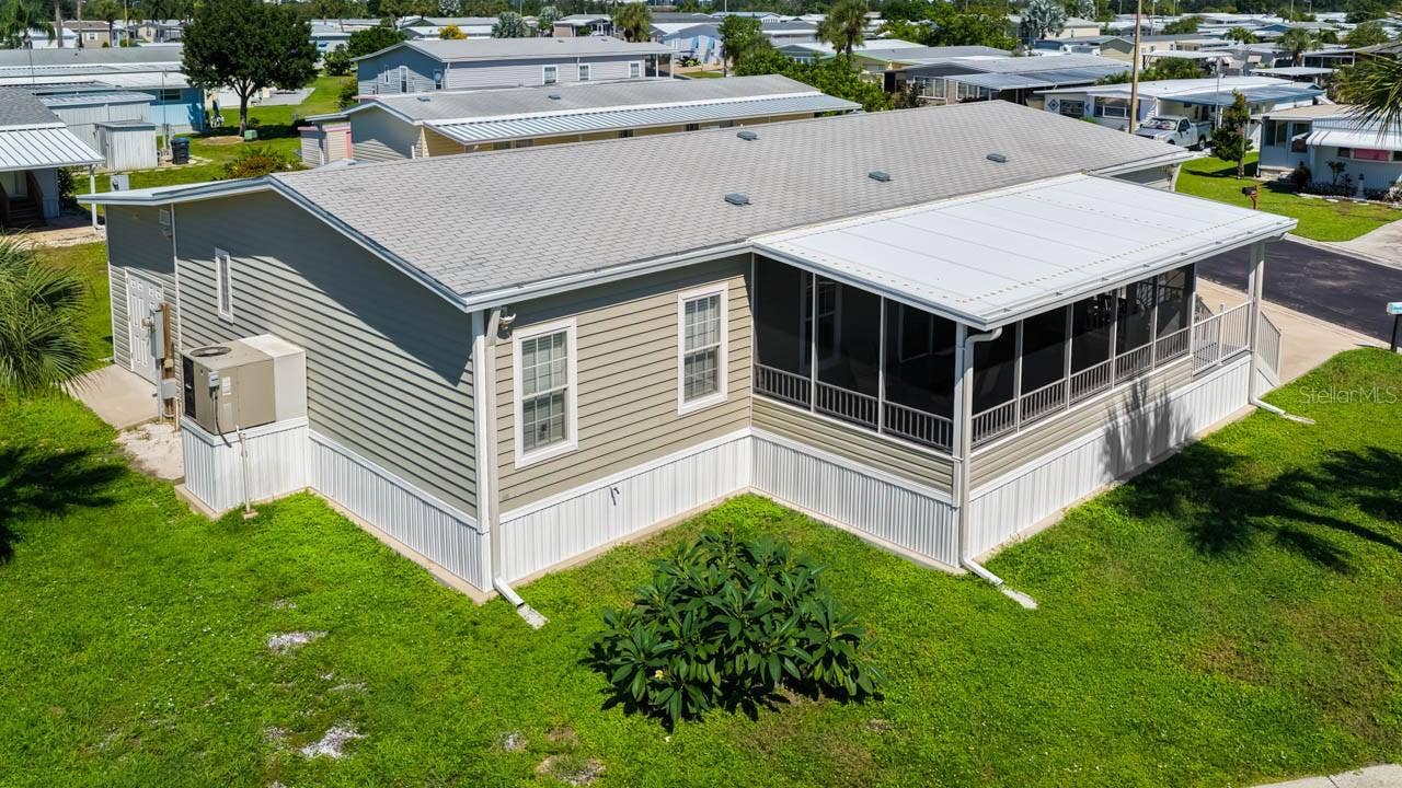 102 E SAINT LUCIA LOOP, Apollo Beach, FL 33572 102 E SAINT LUCIA LOOP, Apollo Beach, FL 33572