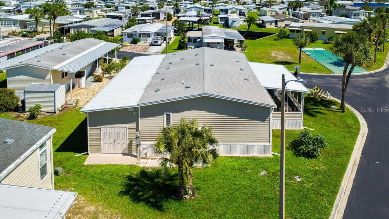 102 E SAINT LUCIA LOOP, Apollo Beach, FL 33572 102 E SAINT LUCIA LOOP, Apollo Beach, FL 33572