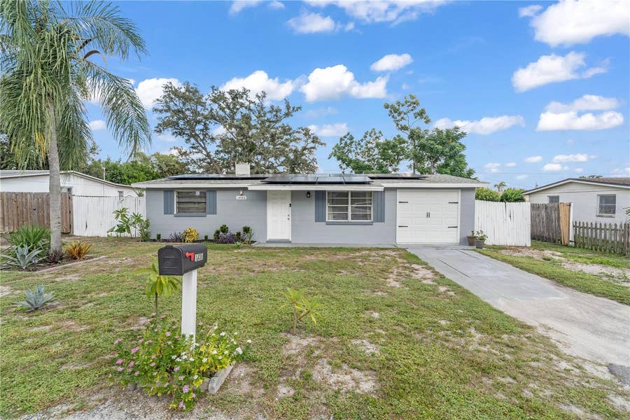 Property photo for 1400 JENNINGS DRIVE, Holiday, FL