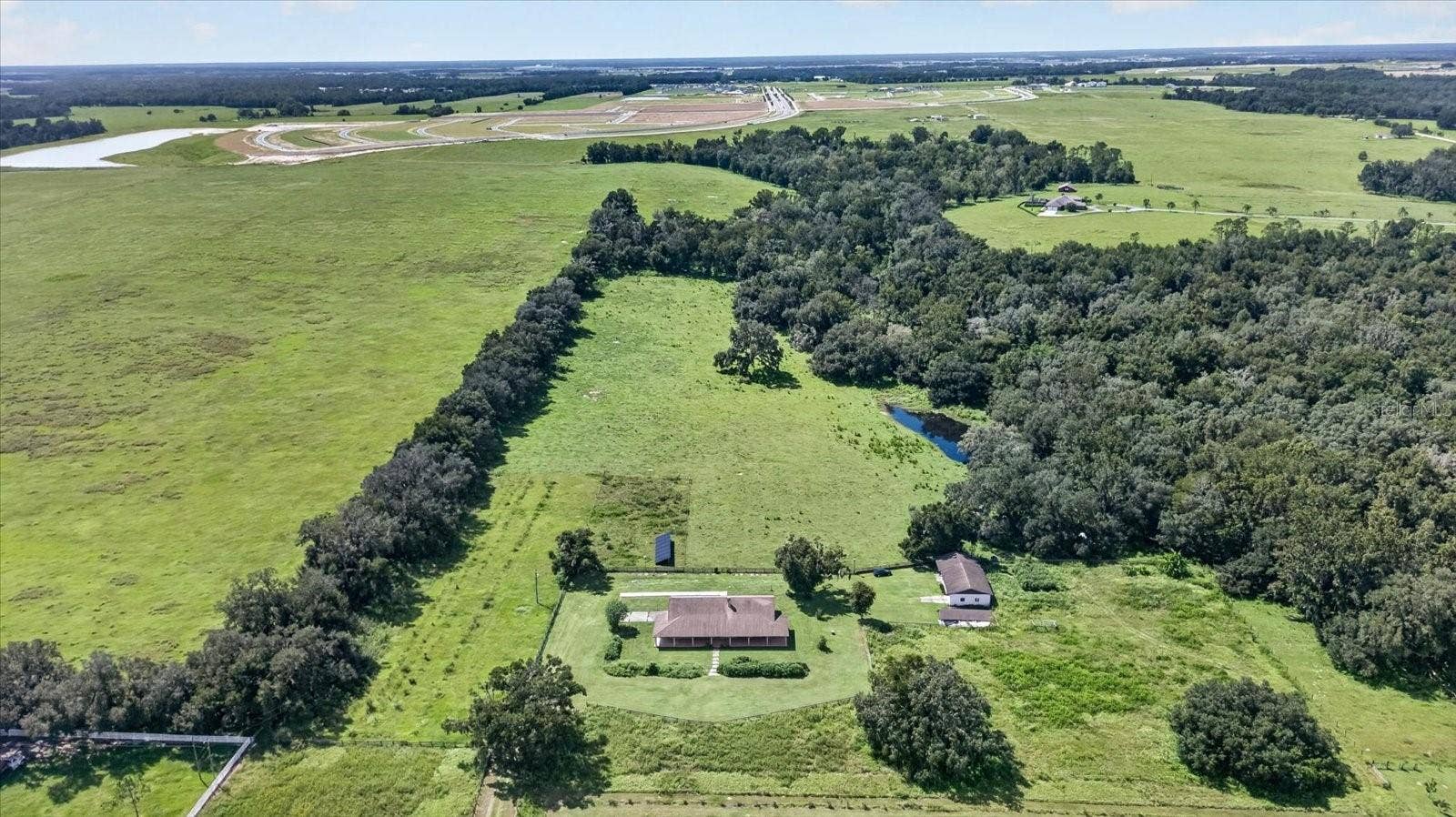9229 FORT KING ROAD, Dade City, FL 33525