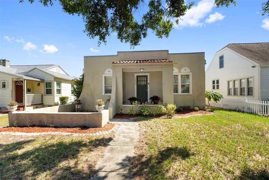 Property photo for 2842 DARTMOUTH AVENUE N, St Petersburg, FL