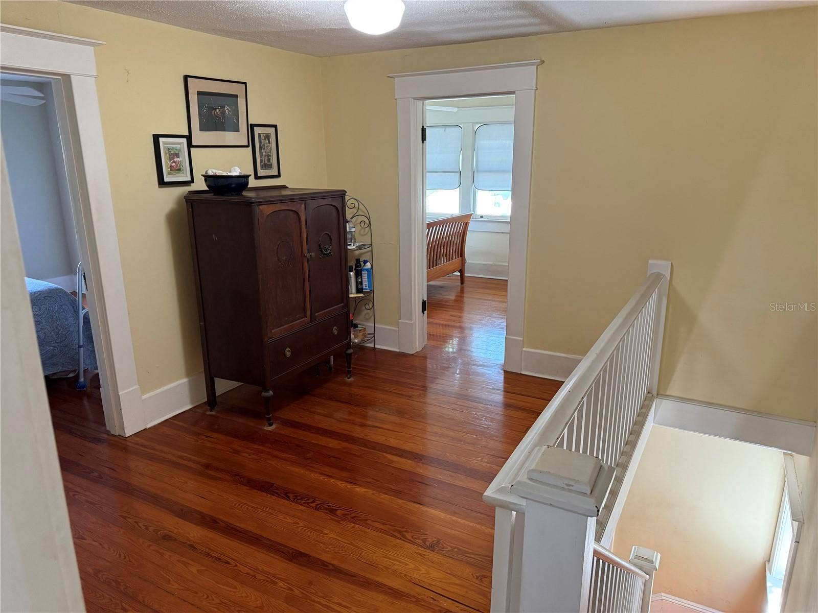 950 10TH STREET N, St Petersburg, FL 33705 950 10TH STREET N, St Petersburg, FL 33705