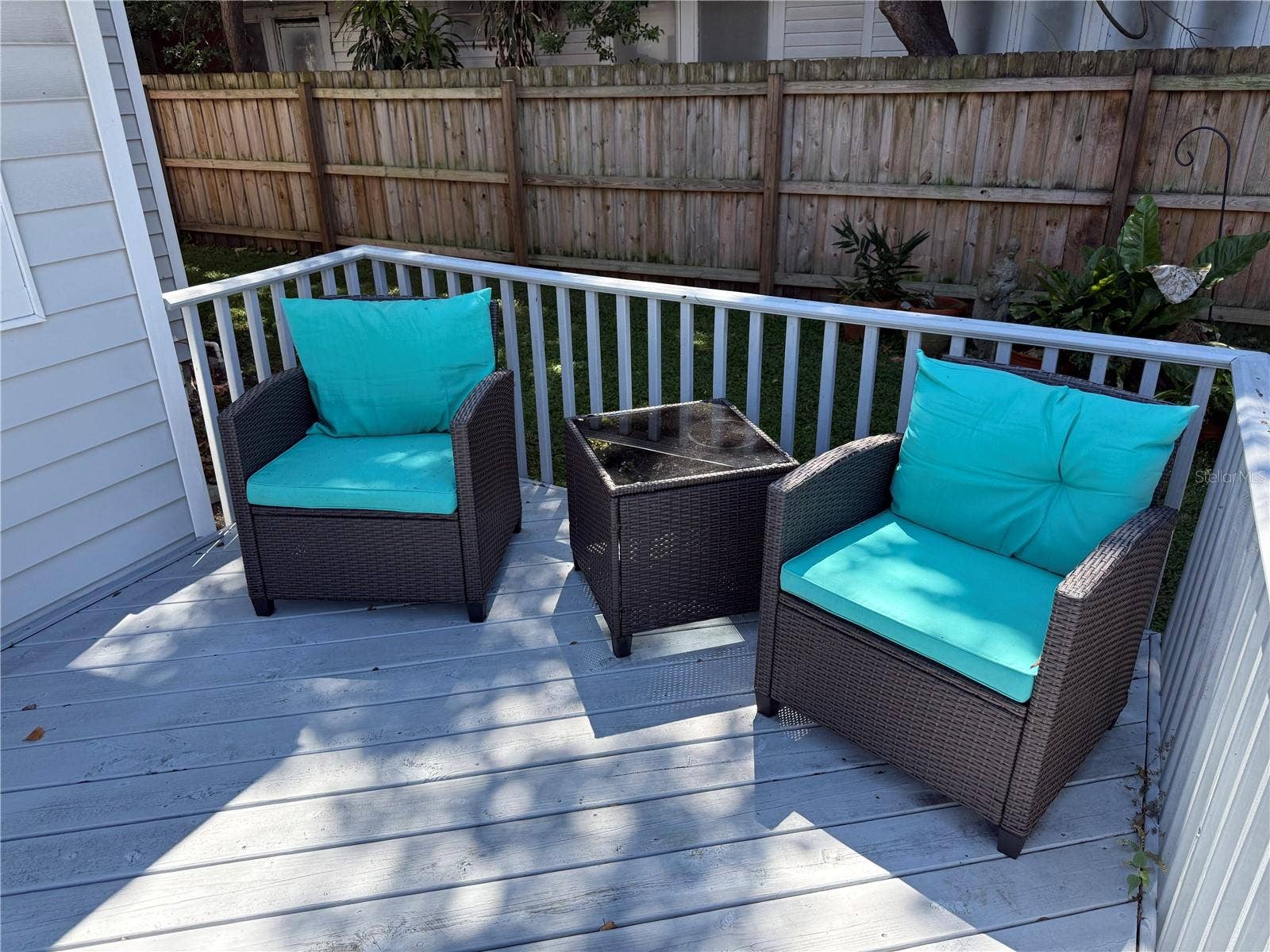 950 10TH STREET N, St Petersburg, FL 33705 950 10TH STREET N, St Petersburg, FL 33705