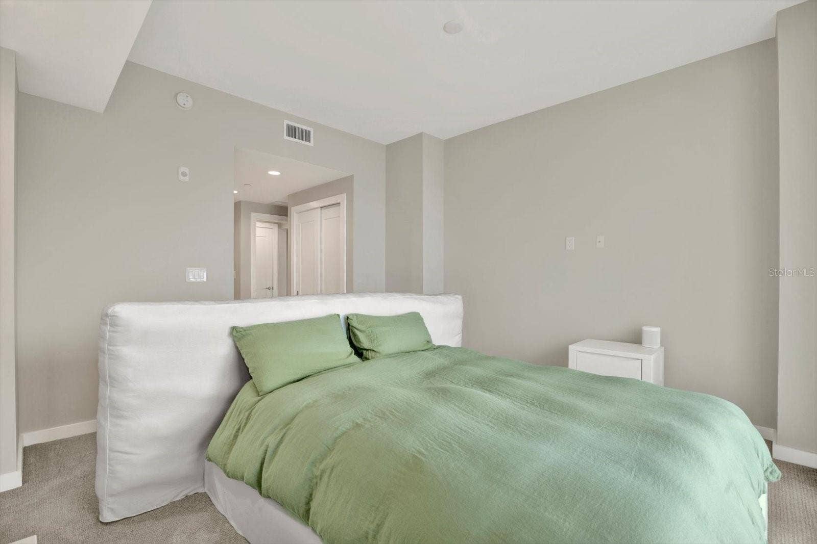 900 N OSCEOLA AVENUE AVENUE, #401, Clearwater, FL 33755
