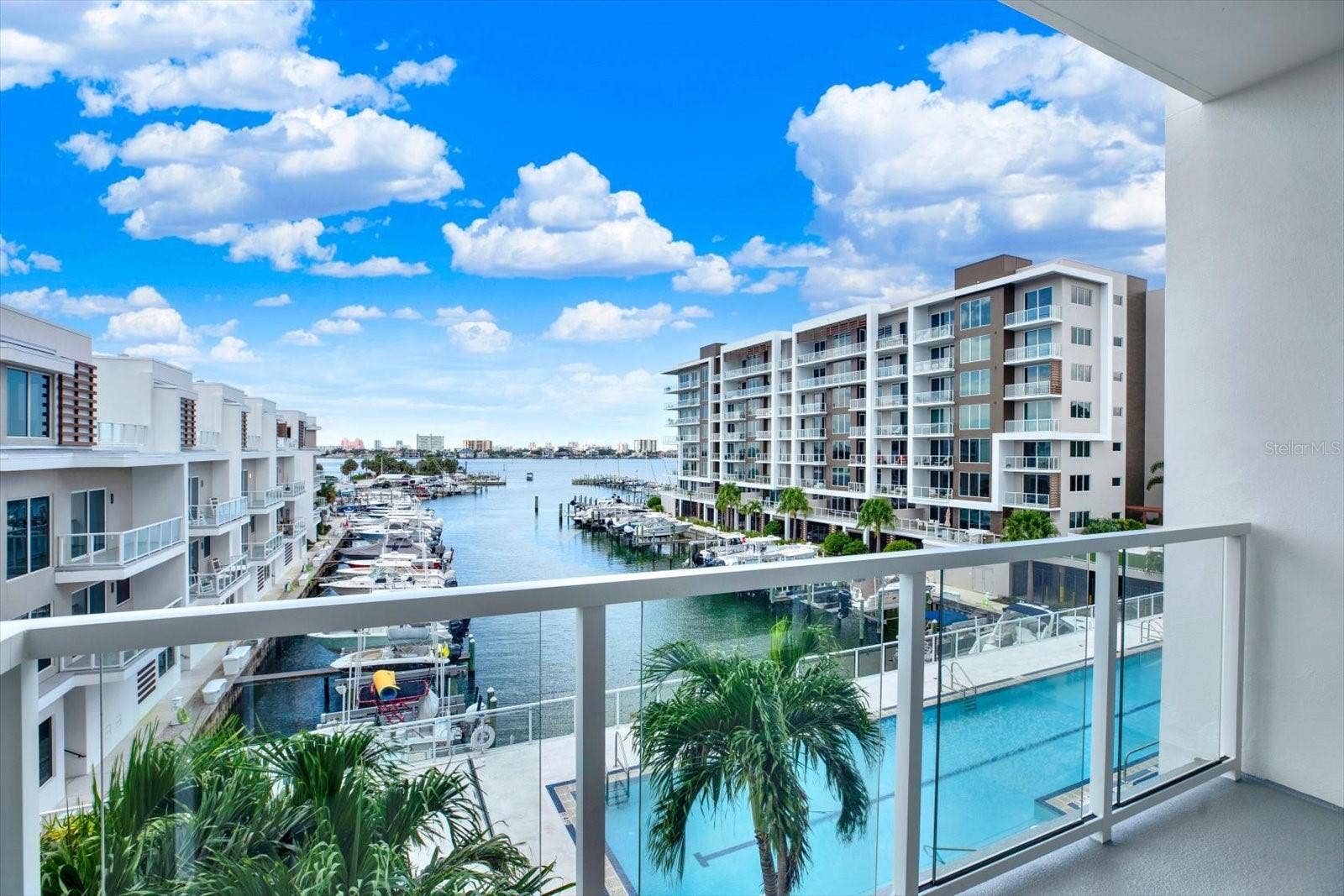 900 N OSCEOLA AVENUE AVENUE, #401, Clearwater, FL 33755