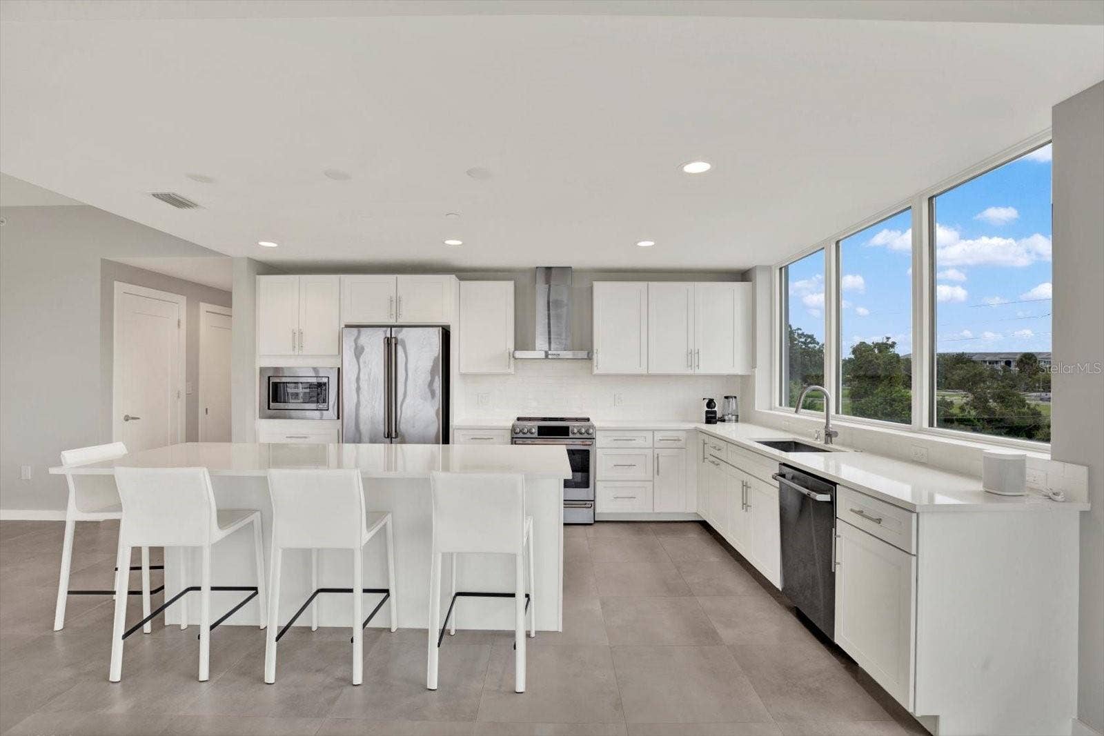 900 N OSCEOLA AVENUE AVENUE, #401, Clearwater, FL 33755