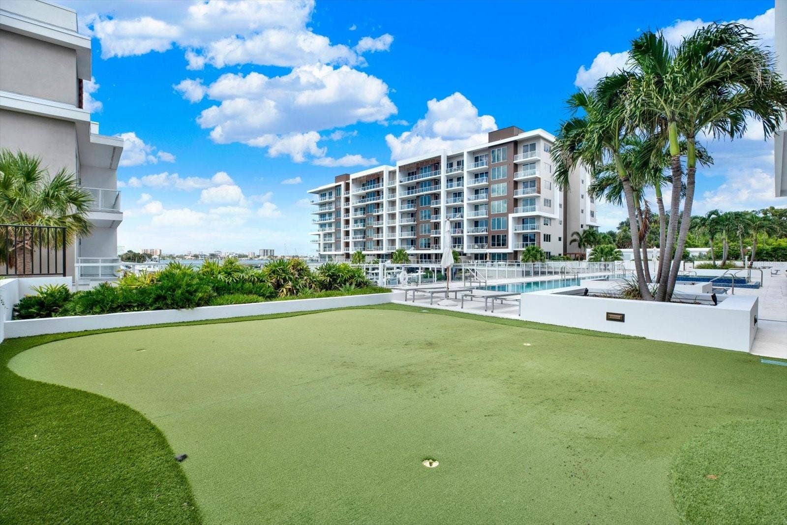 900 N OSCEOLA AVENUE AVENUE, #401, Clearwater, FL 33755