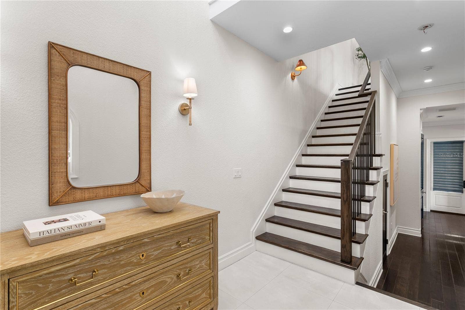 524 BEACH DRIVE NE, St Petersburg, FL 33701 524 BEACH DRIVE NE, St Petersburg, FL 33701