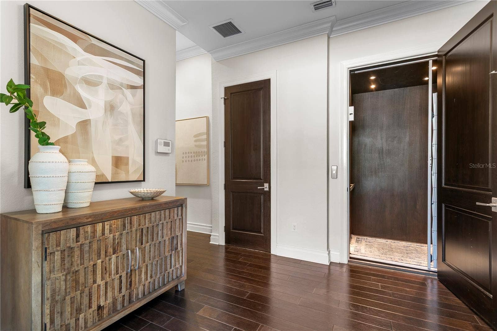 524 BEACH DRIVE NE, St Petersburg, FL 33701 Elevator