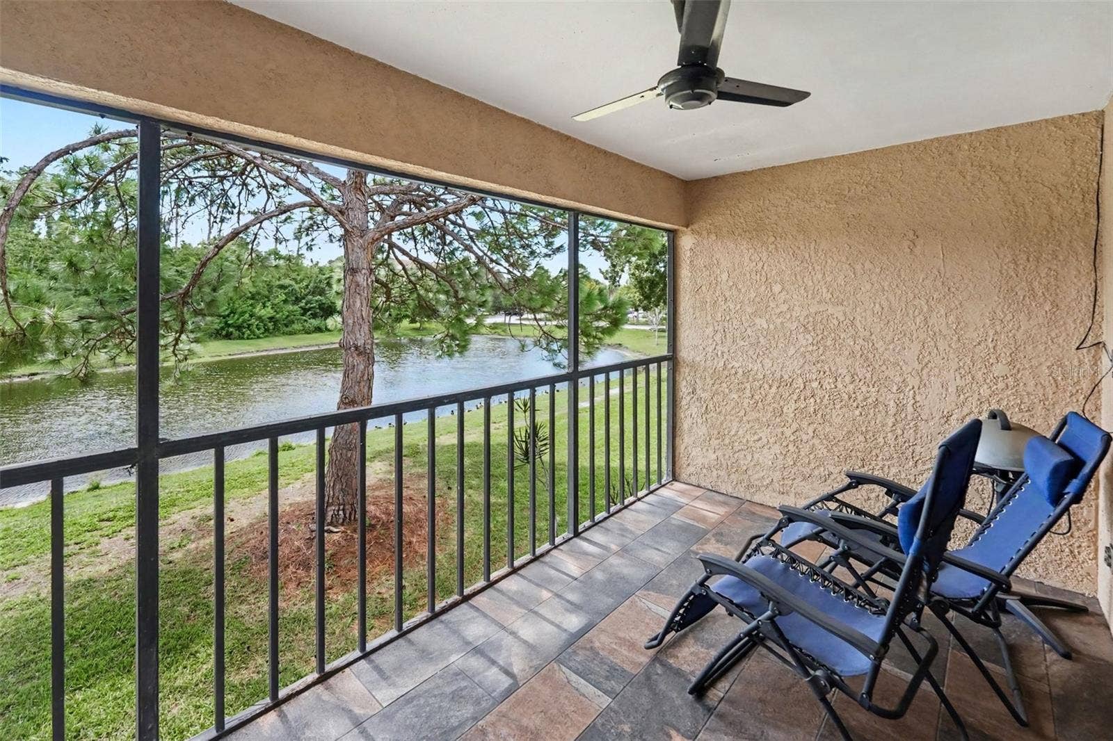 2525 ROYAL PINES CIR, #26H, Clearwater, FL 33763