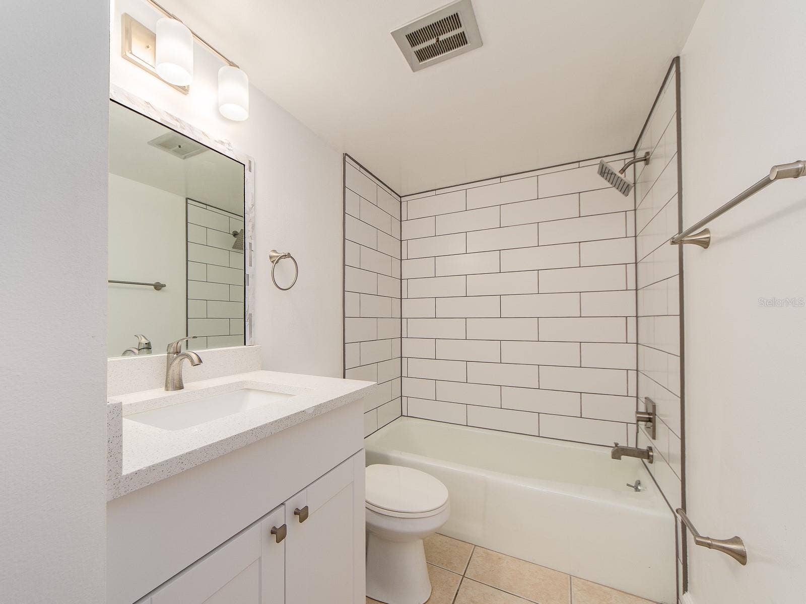 868 BAYWAY BOULEVARD, #208, Clearwater, FL 33767 868 BAYWAY BOULEVARD, #208, Clearwater, FL 33767