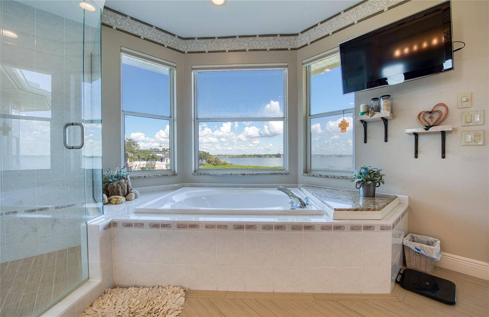 103 ROYAL COURT, Safety Harbor, FL 34695 Master bath (2)