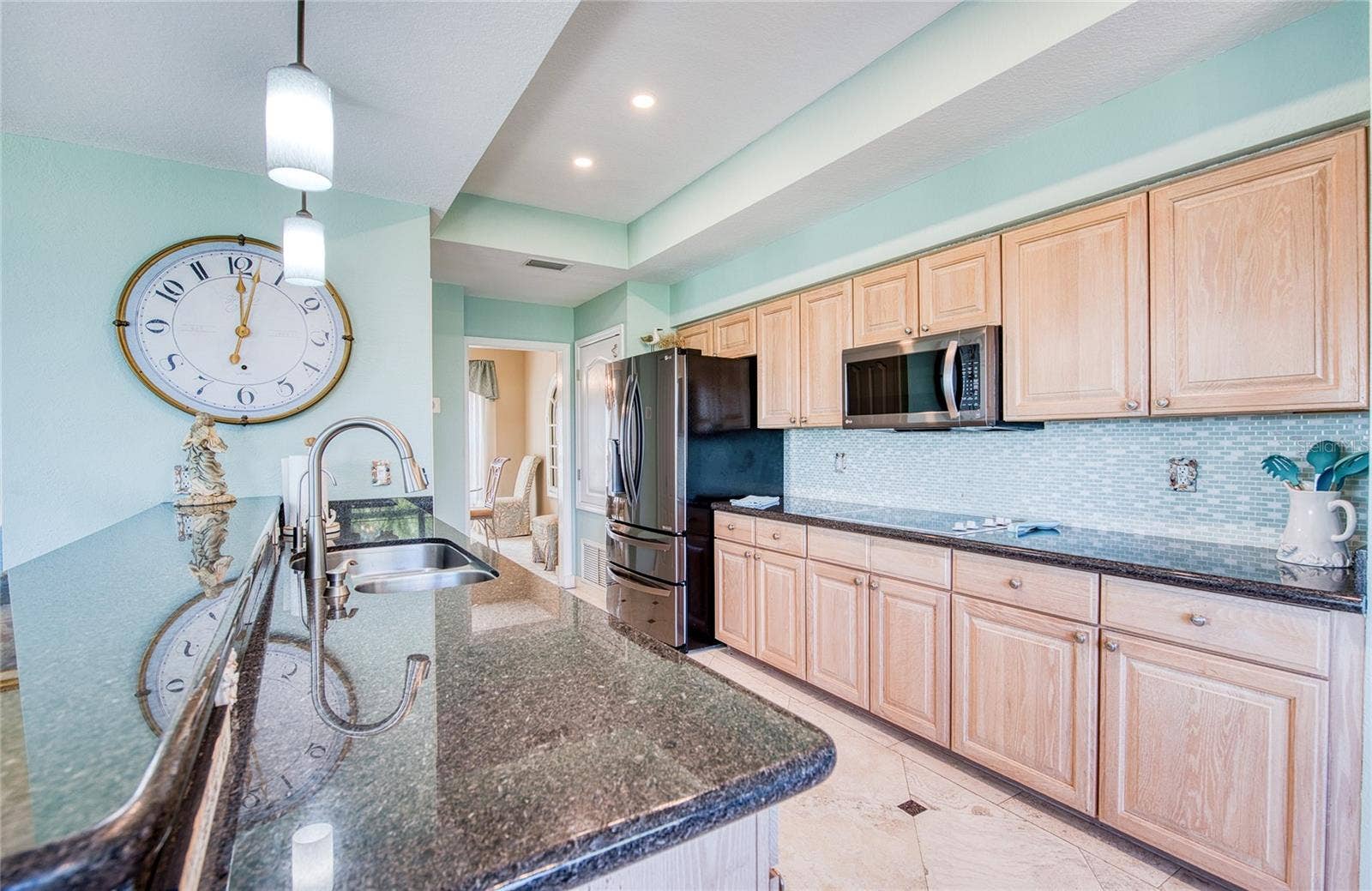 103 ROYAL COURT, Safety Harbor, FL 34695 Kitchen (3)