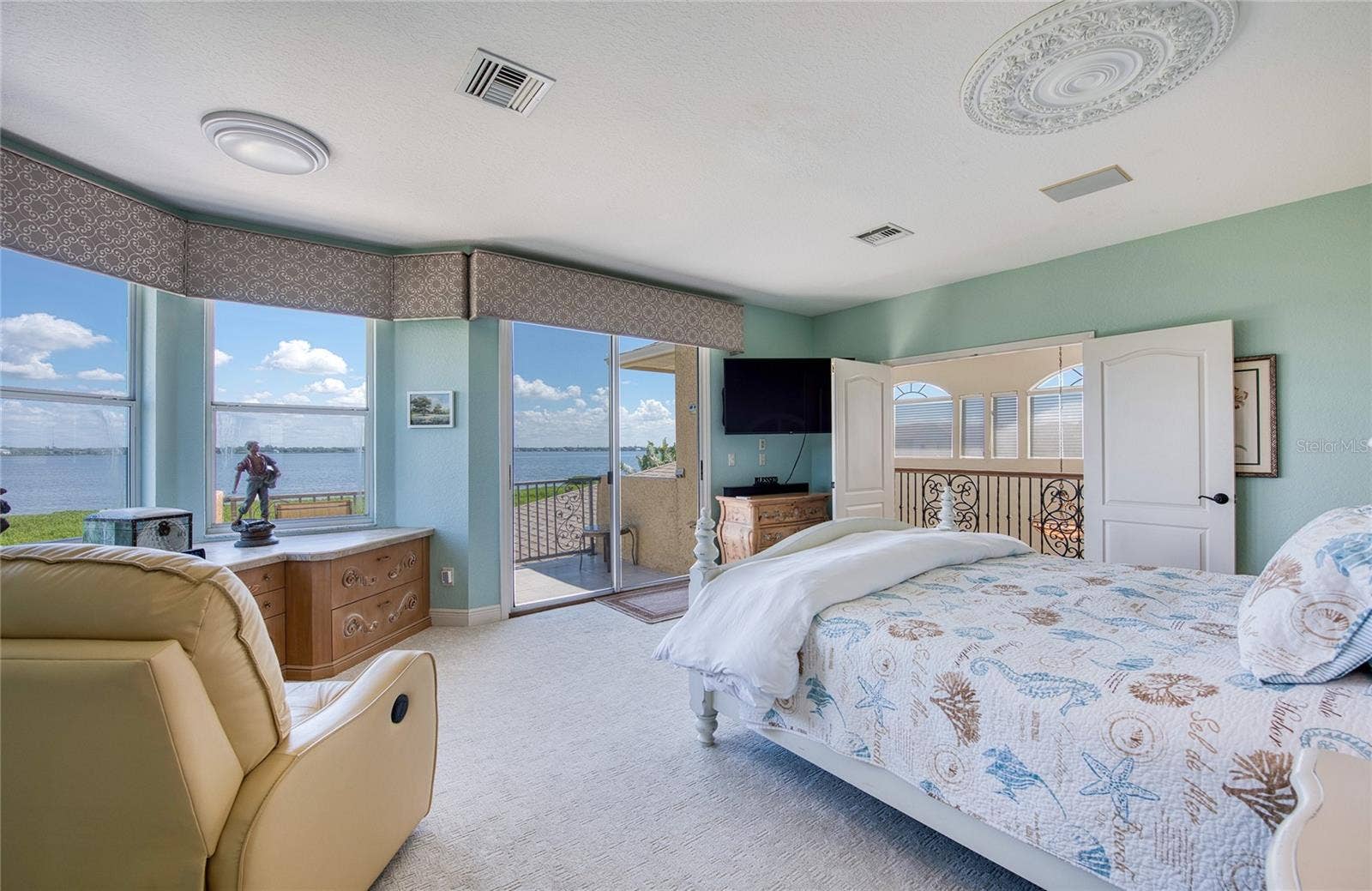 103 ROYAL COURT, Safety Harbor, FL 34695 Master bedroom (3)
