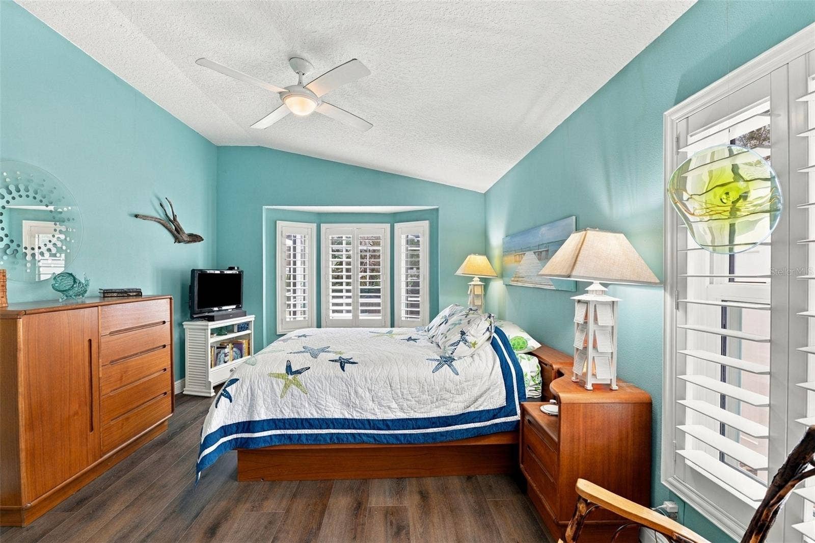 5604 TUGHILL DRIVE, Tampa, FL 33624 5604 TUGHILL DRIVE, Tampa, FL 33624