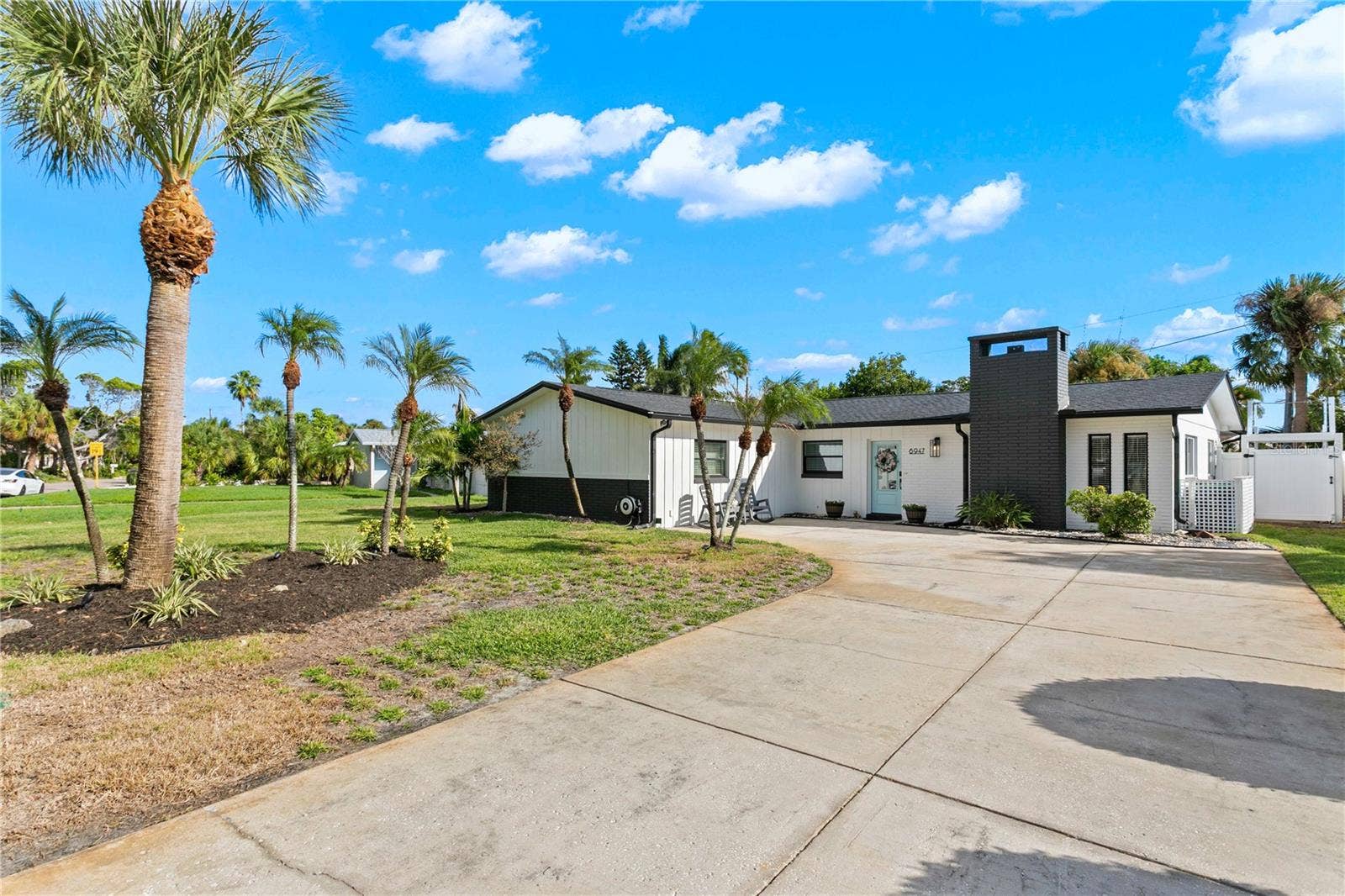 6947 S SHORE DRIVE, South Pasadena, FL 33707 6947 S SHORE DRIVE, South Pasadena, FL 33707
