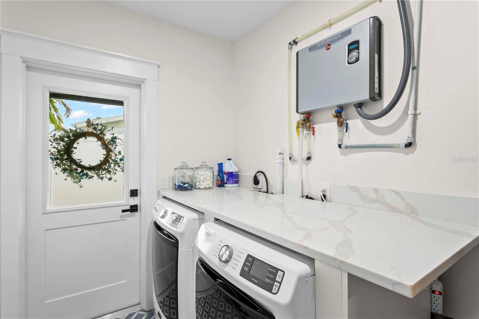 6947 S SHORE DRIVE, South Pasadena, FL 33707 6947 S SHORE DRIVE, South Pasadena, FL 33707