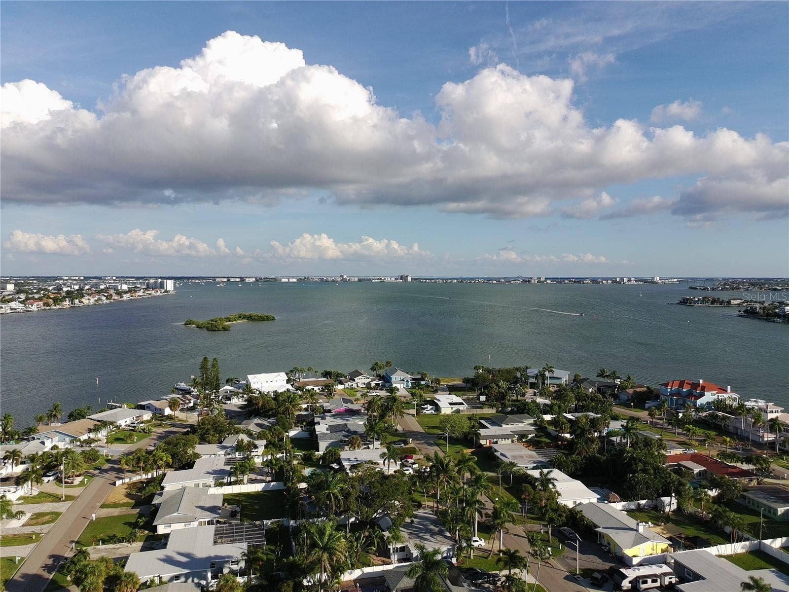 6947 S SHORE DRIVE, South Pasadena, FL 33707 6947 S SHORE DRIVE, South Pasadena, FL 33707