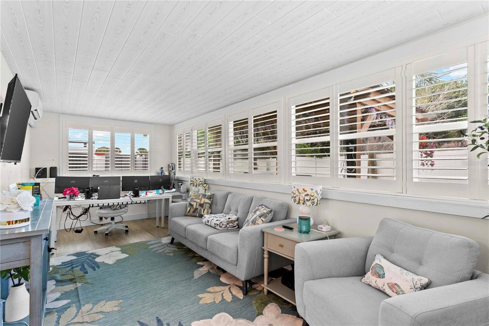 6947 S SHORE DRIVE, South Pasadena, FL 33707 6947 S SHORE DRIVE, South Pasadena, FL 33707