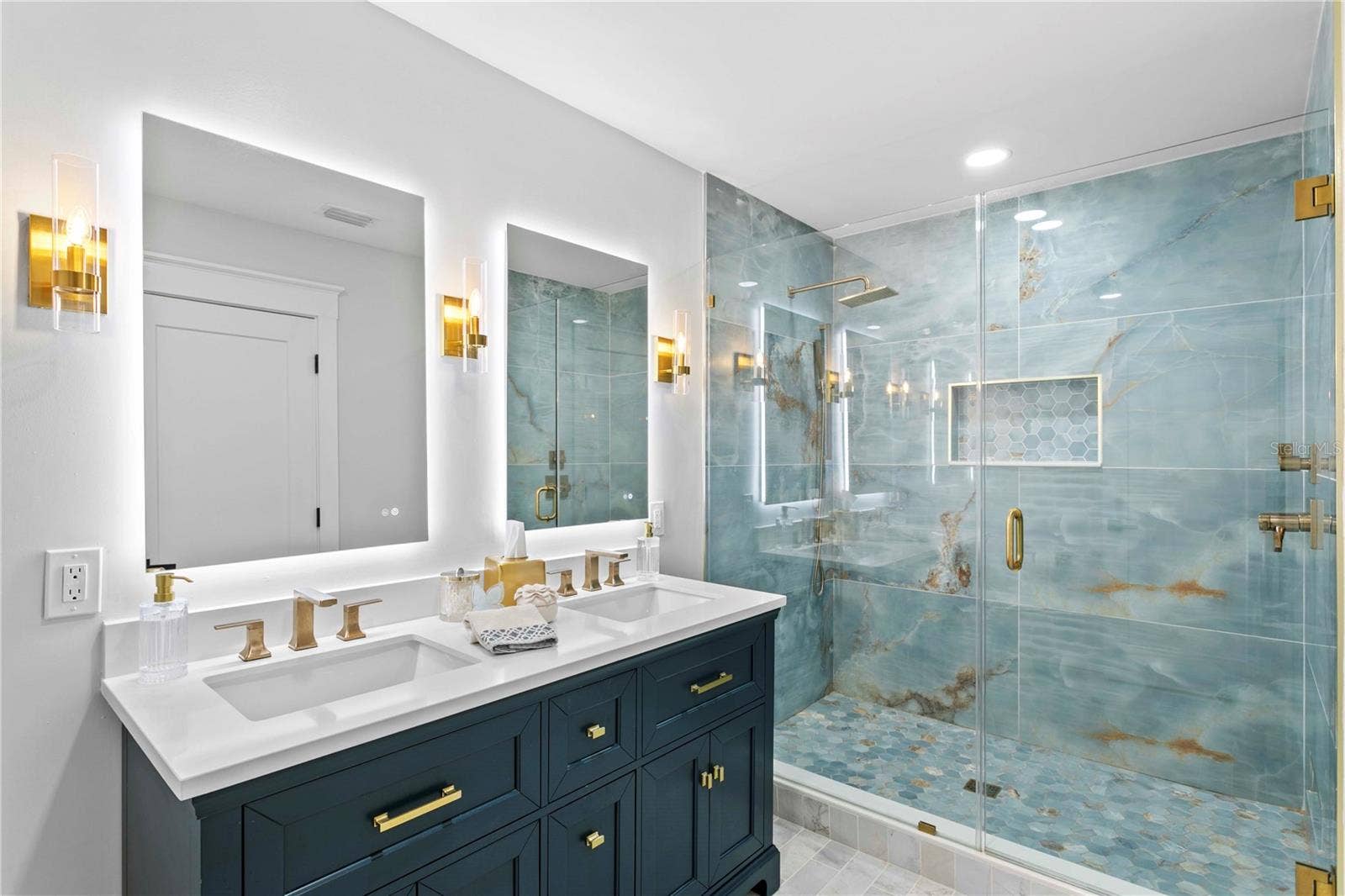 6947 S SHORE DRIVE, South Pasadena, FL 33707 6947 S SHORE DRIVE, South Pasadena, FL 33707