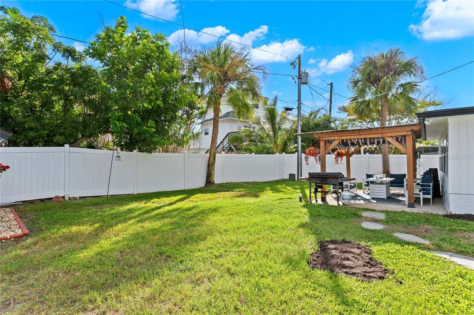 6947 S SHORE DRIVE, South Pasadena, FL 33707 6947 S SHORE DRIVE, South Pasadena, FL 33707