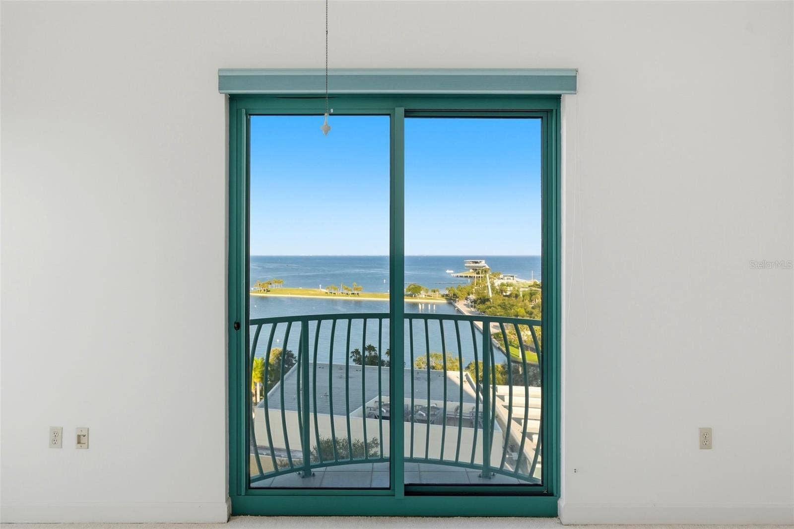 288 BEACH DRIVE NE, #10B, St Petersburg, FL 33701