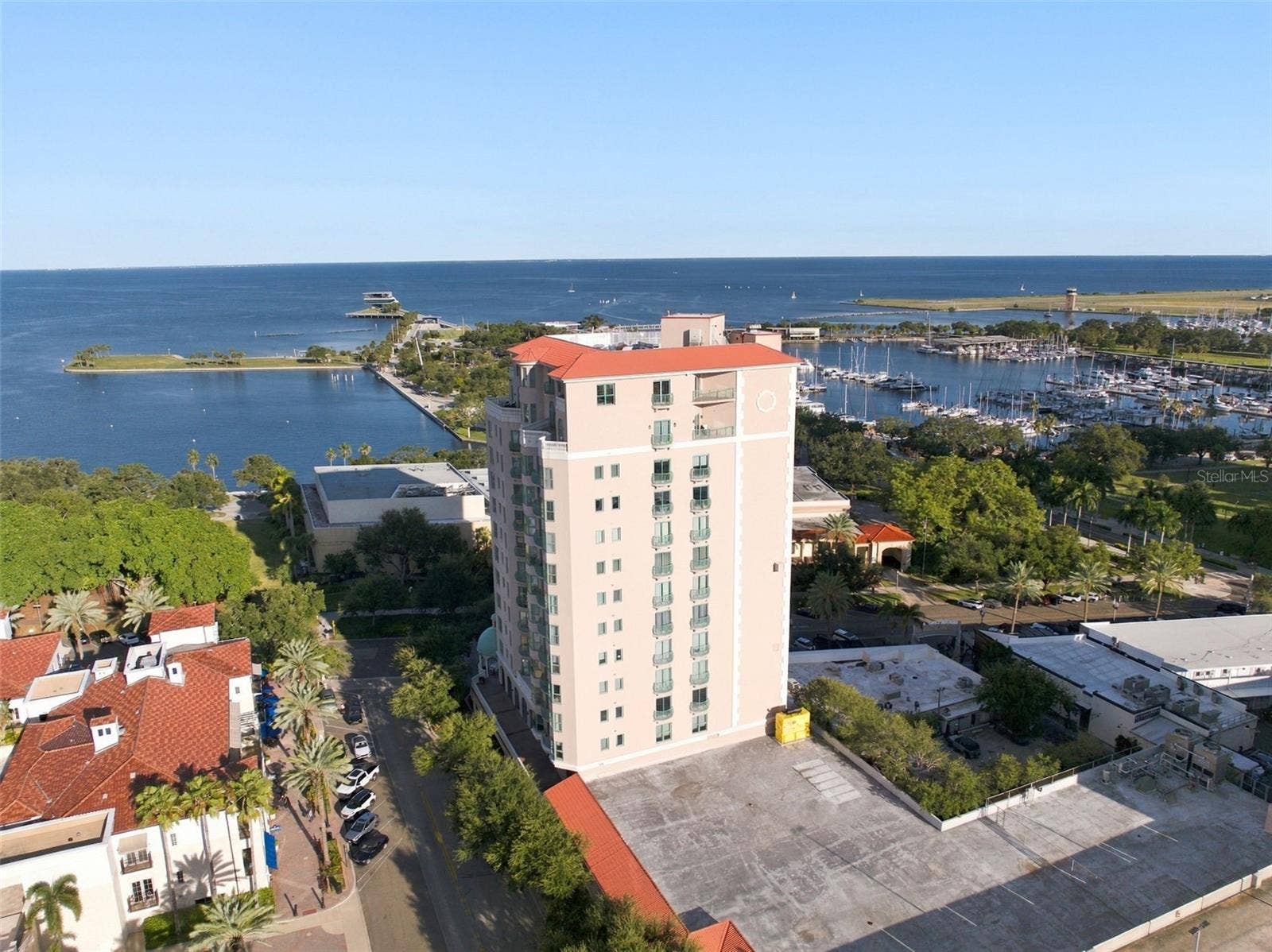 288 BEACH DRIVE NE, #10B, St Petersburg, FL 33701