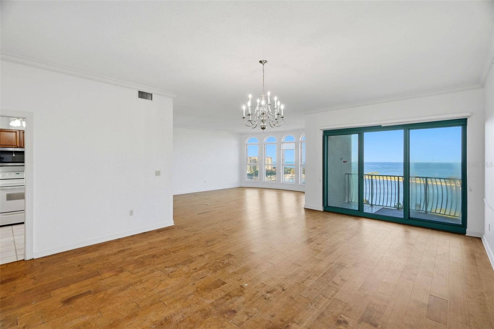 288 BEACH DRIVE NE, #10B, St Petersburg, FL 33701