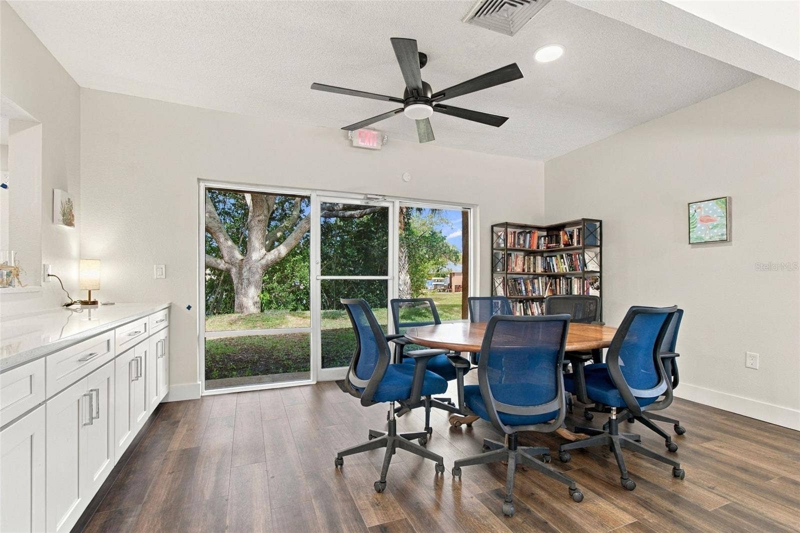 4805 ALT 19, #713, Palm Harbor, FL 34683