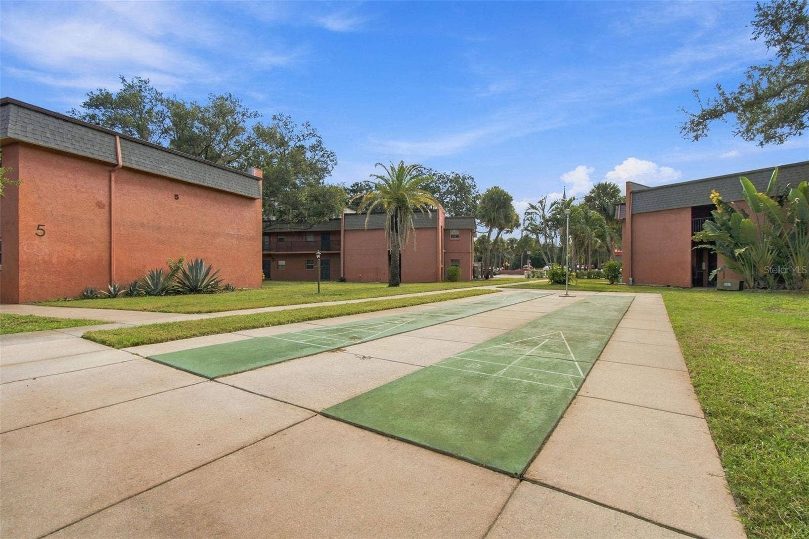 4805 ALT 19, #713, Palm Harbor, FL 34683