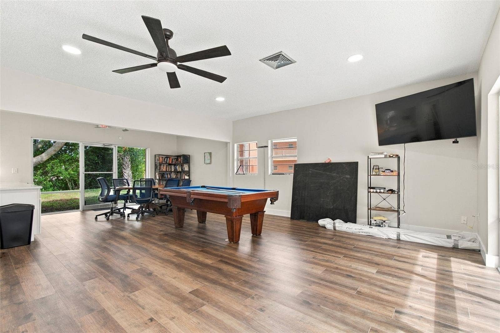 4805 ALT 19, #713, Palm Harbor, FL 34683