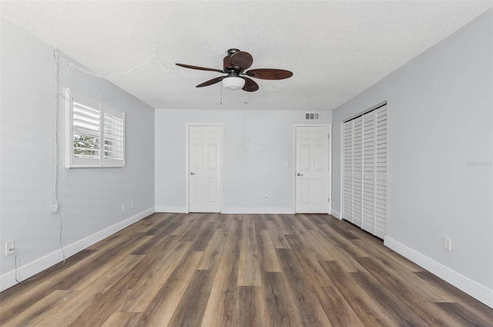 275 CAPRI CIRCLE N, #105, Treasure Island, FL 33706