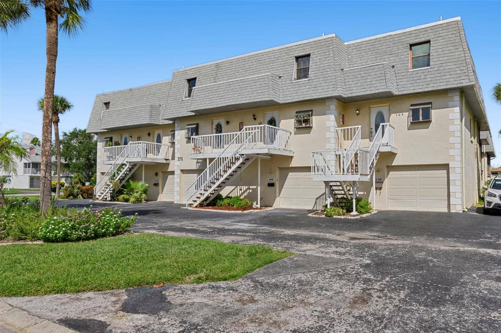 275 CAPRI CIRCLE N, #105, Treasure Island, FL 33706
