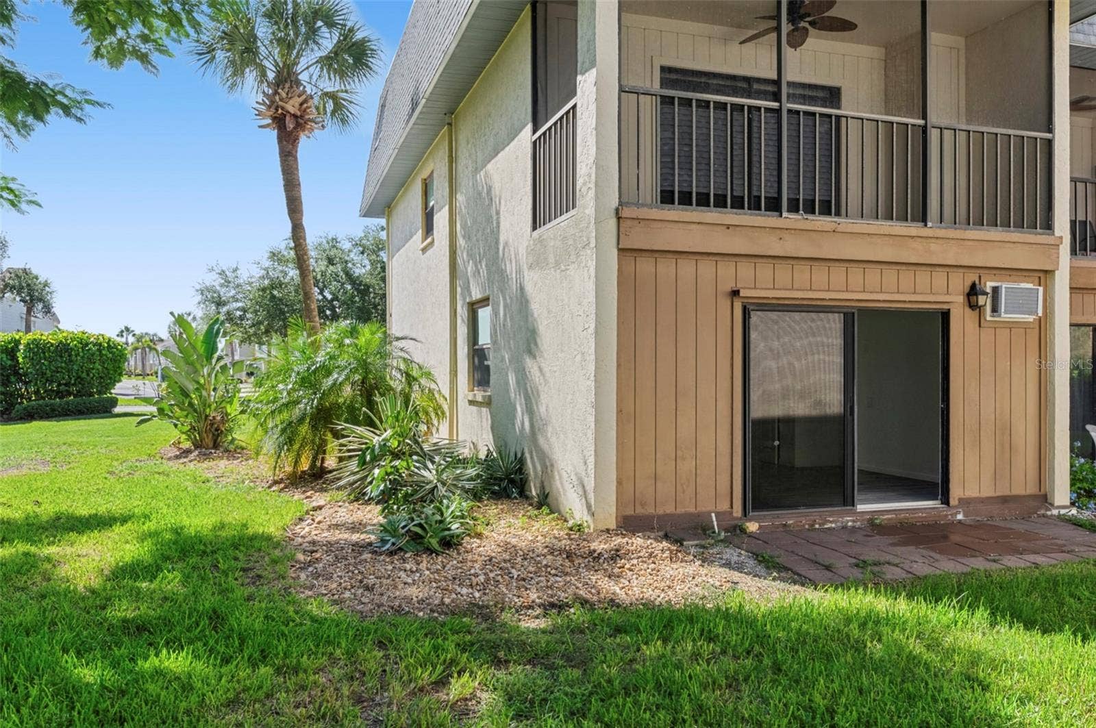 275 CAPRI CIRCLE N, #105, Treasure Island, FL 33706