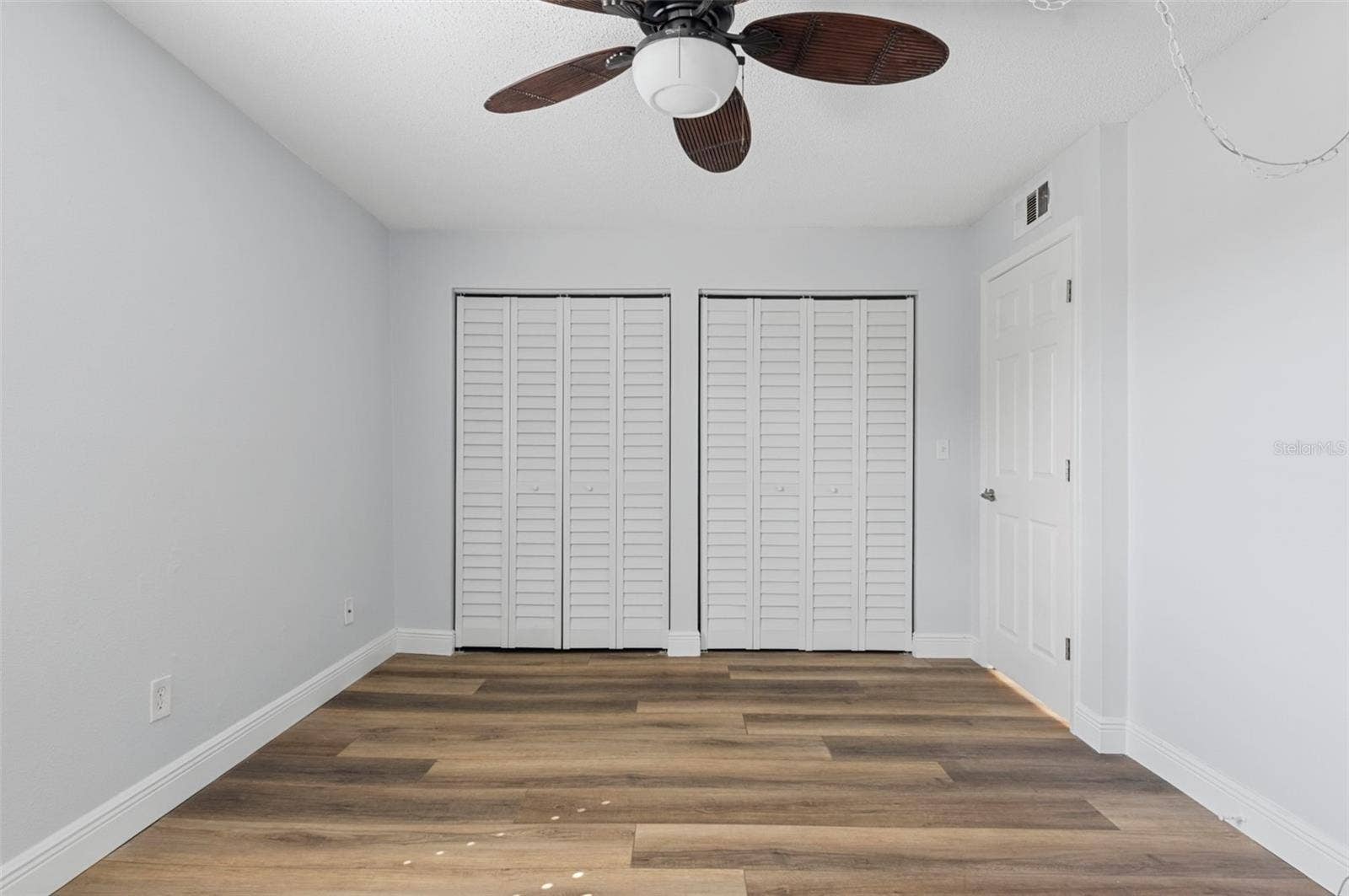 275 CAPRI CIRCLE N, #105, Treasure Island, FL 33706