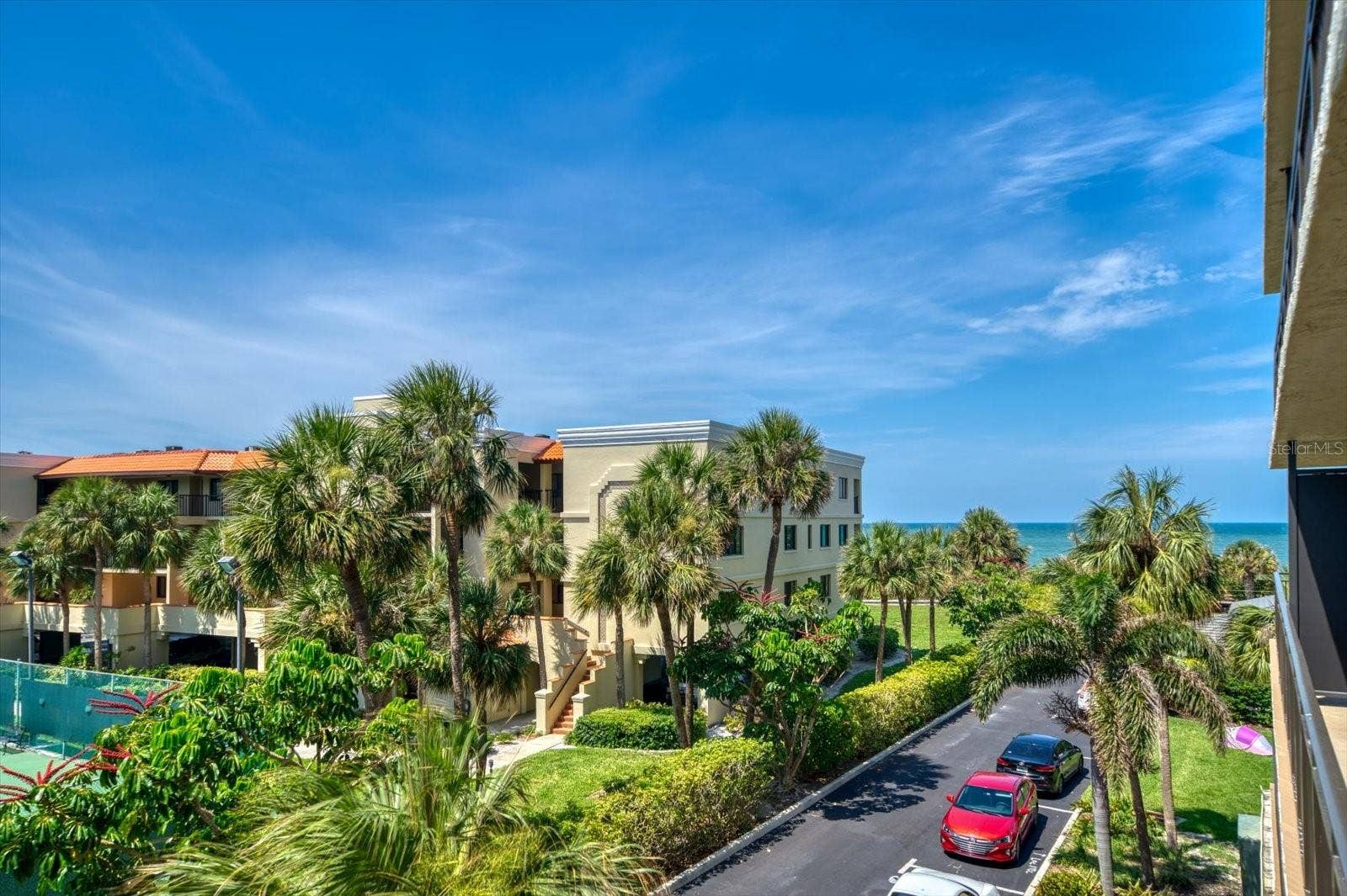 7600 BAYSHORE DRIVE, #202, Treasure Island, FL 33706 7600 BAYSHORE DRIVE, #202, Treasure Island, FL 33706