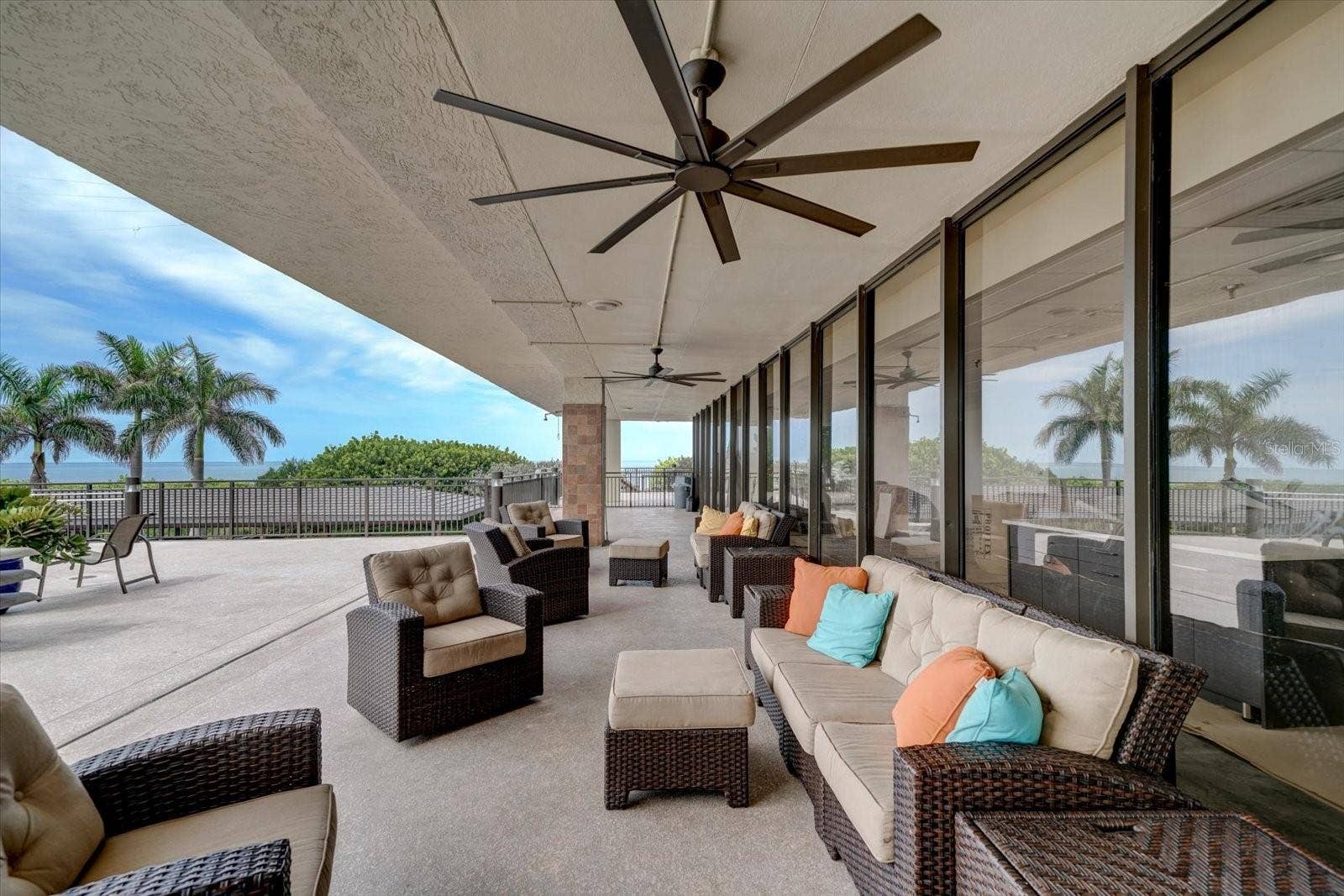 7600 BAYSHORE DRIVE, #202, Treasure Island, FL 33706 7600 BAYSHORE DRIVE, #202, Treasure Island, FL 33706