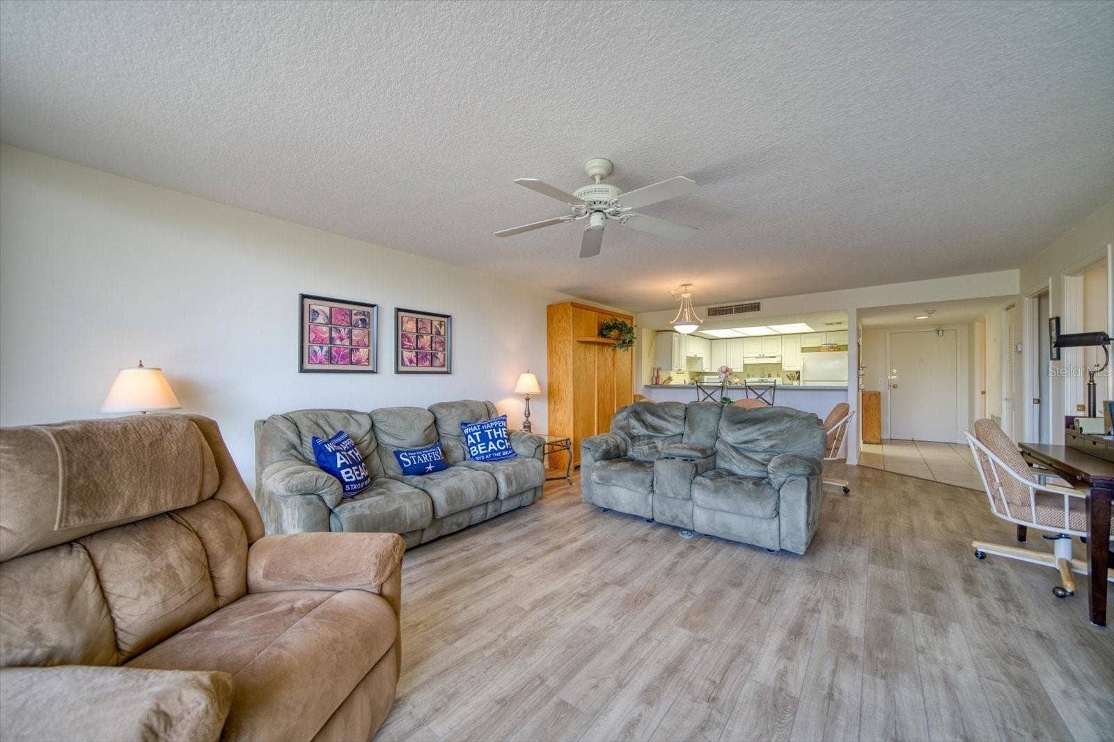 7600 BAYSHORE DRIVE, #202, Treasure Island, FL 33706 7600 BAYSHORE DRIVE, #202, Treasure Island, FL 33706