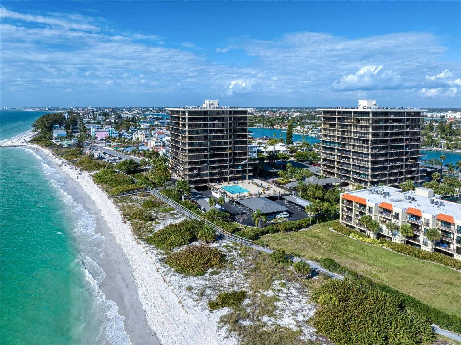 7600 BAYSHORE DRIVE, #202, Treasure Island, FL 33706 7600 BAYSHORE DRIVE, #202, Treasure Island, FL 33706